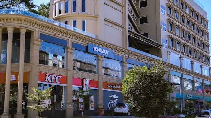 Toni & Guy Kalamassery - image 1