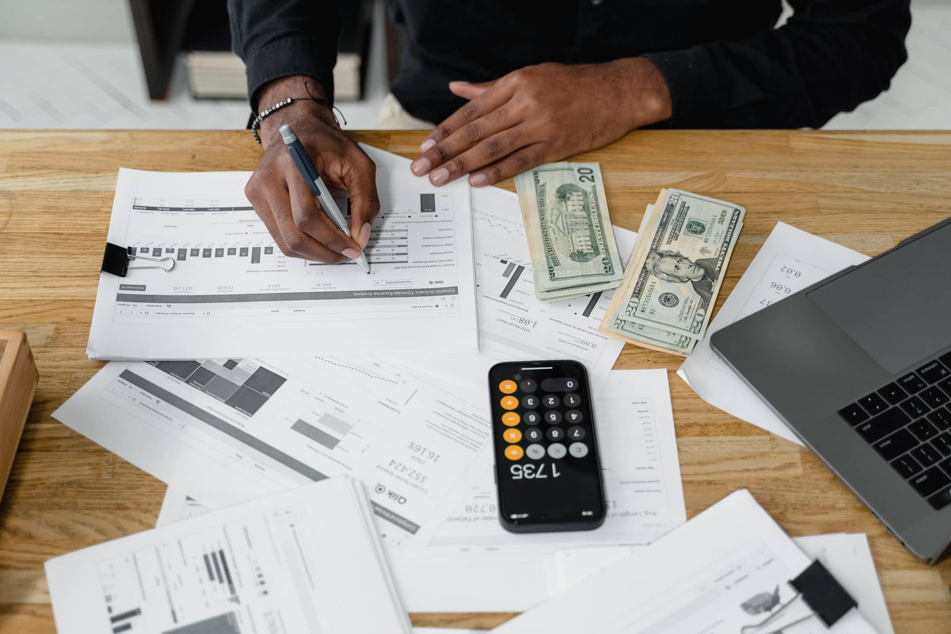 VRV/VRF vs Split and Cassette AC in Kerala: How to Calculate ROI in 2026